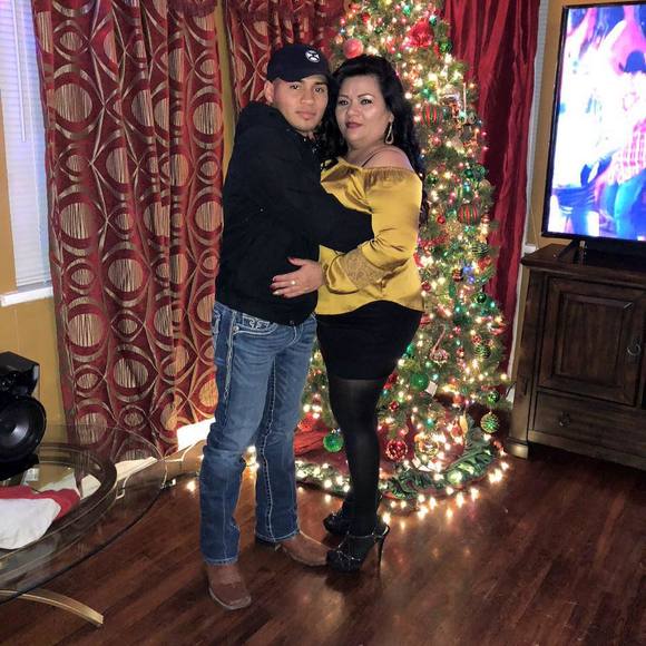 Meet your Posher, Alejandro - Picture 1 of 1